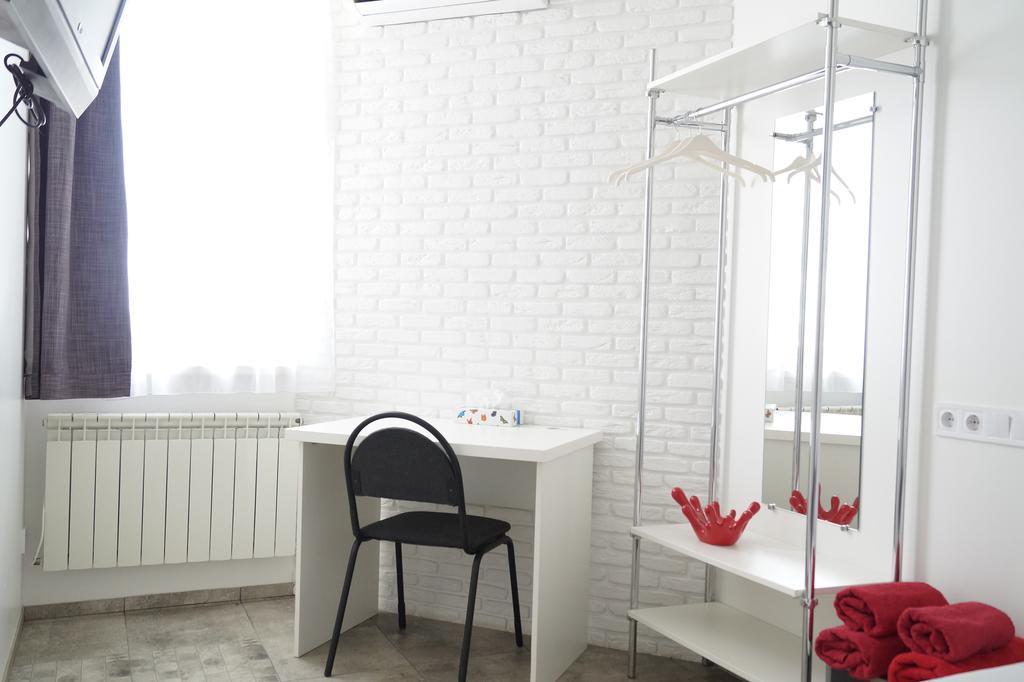 Skyhome Mini-Hotel Киев Екстериор снимка