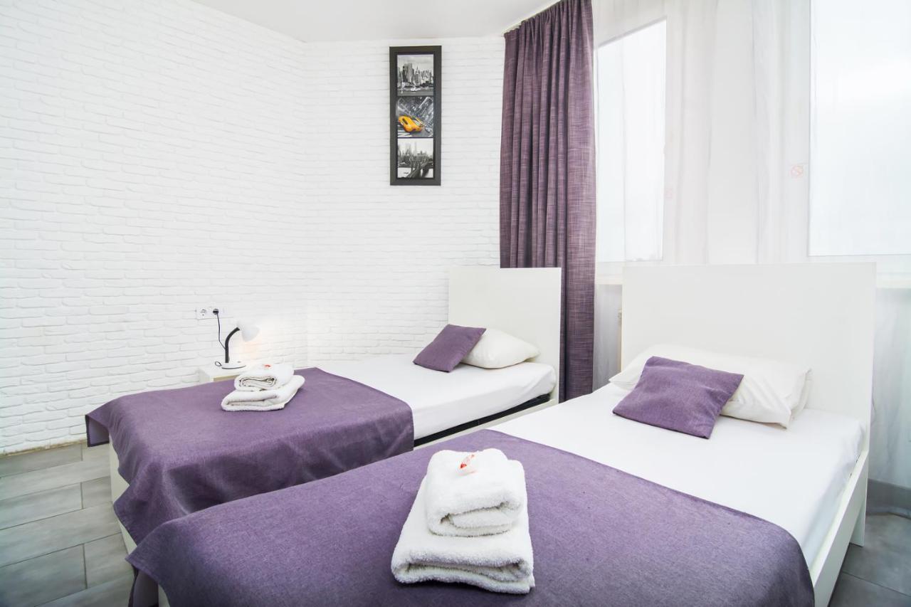 Skyhome Mini-Hotel Киев Екстериор снимка