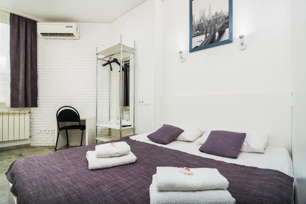 Skyhome Mini-Hotel Киев Екстериор снимка